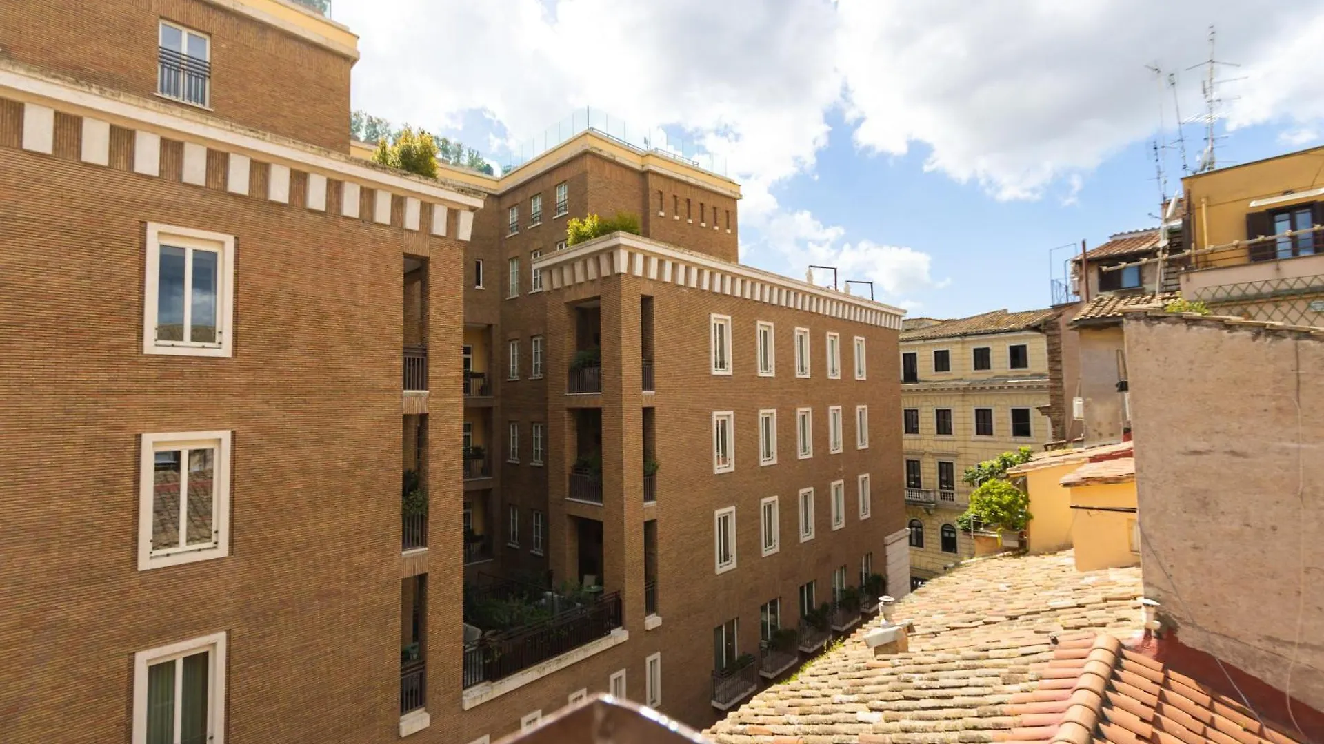 Puro Suite Frezza Rome 0*,  Italië