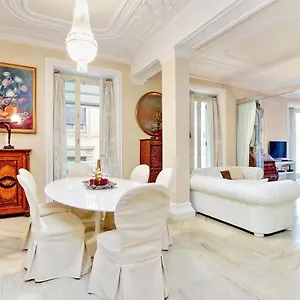 Luxury To Spanish Steps Apartment