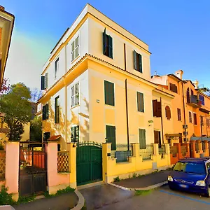Hostel Luzzatti, Rome