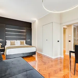 Frattina High-end Apartment